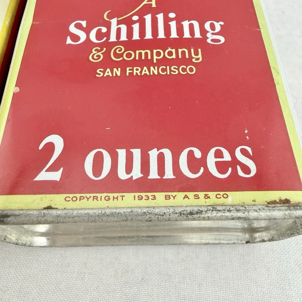 Vintage Spice Tins 1933 Cayenne & Ginger A. Schilling & Co. San Francisco 2 oz